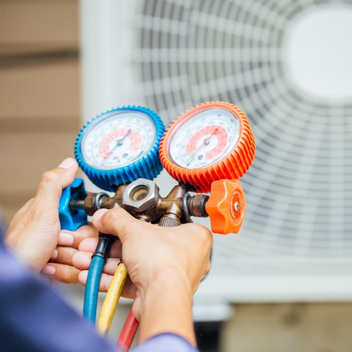 hvac worker