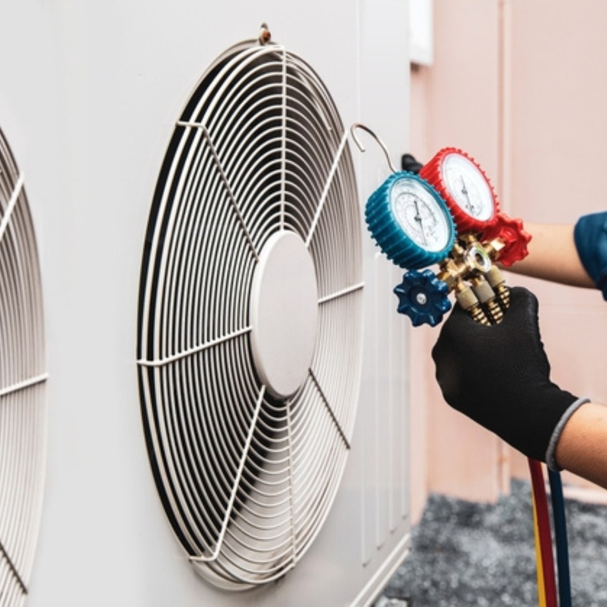 hvac worker